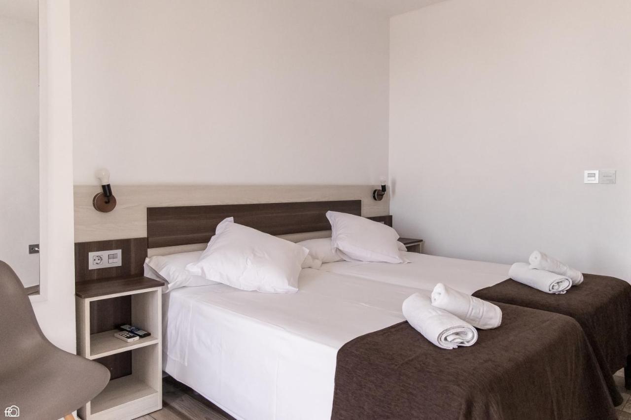 Meson Hostal La Cabana Medellín Exteriör bild