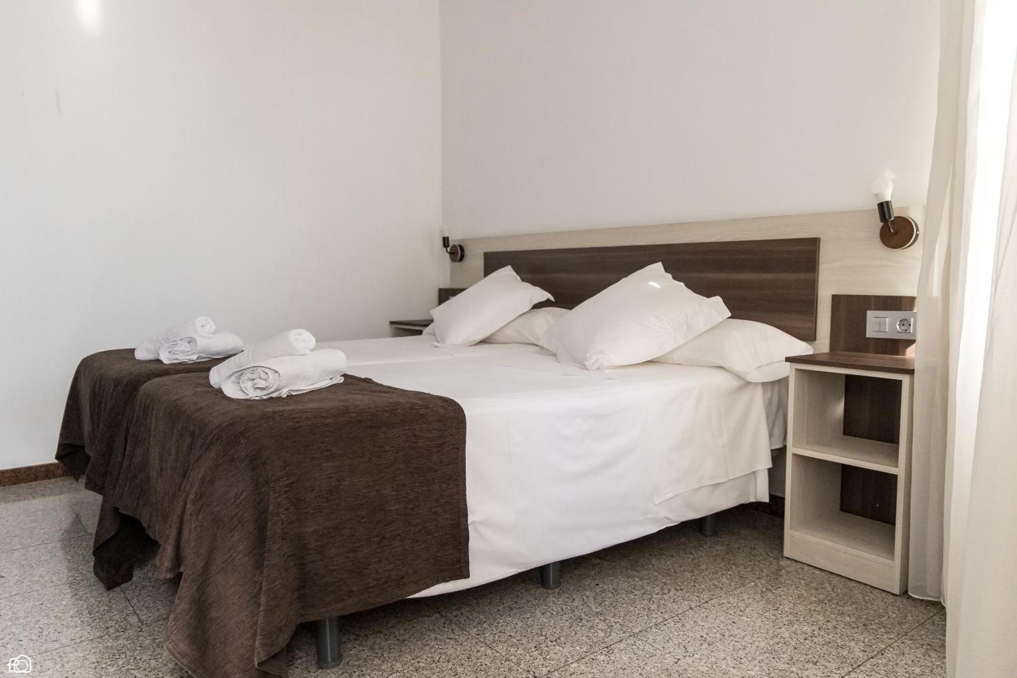 Meson Hostal La Cabana Medellín Exteriör bild